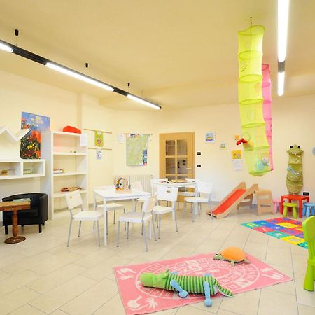 Residenza Casale Aparthotel Ponte delle Arche Luaran gambar