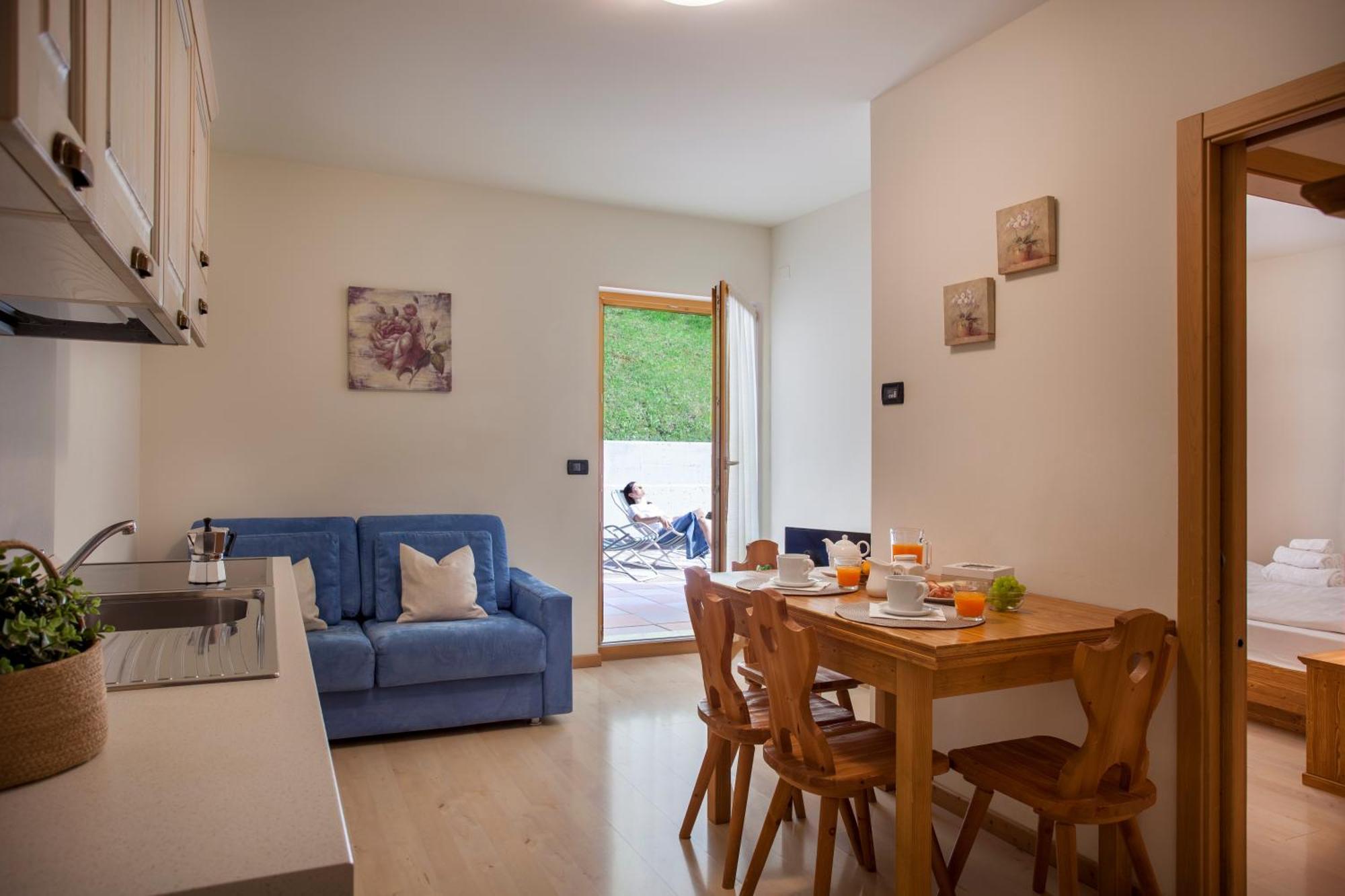 Residenza Casale Aparthotel Ponte delle Arche Luaran gambar