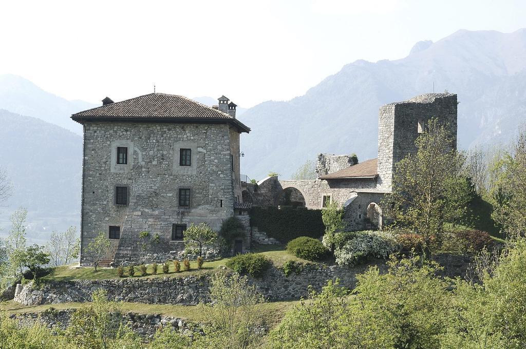 Residenza Casale Aparthotel Ponte delle Arche Luaran gambar