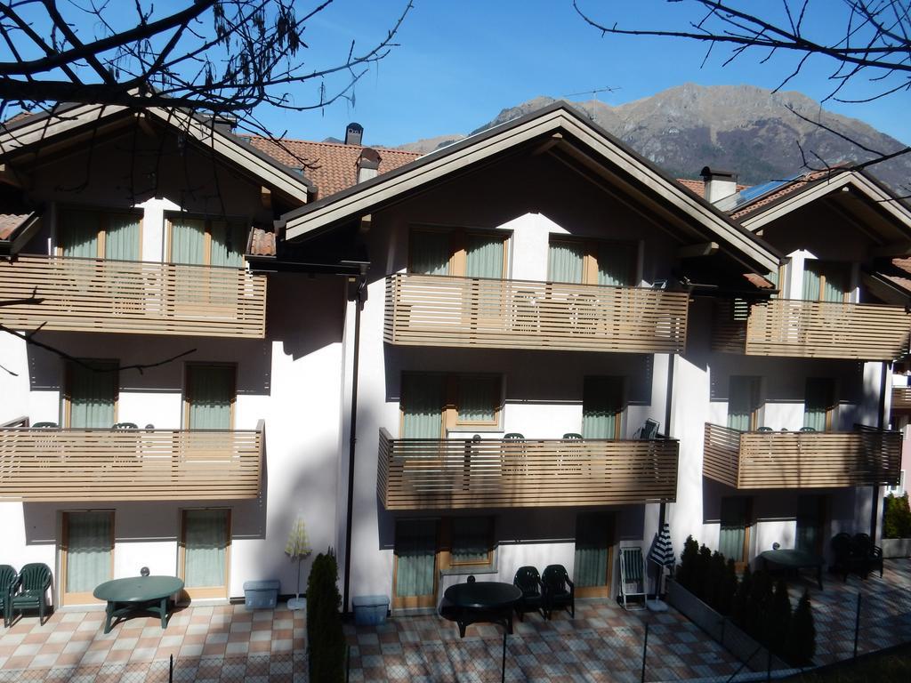 Residenza Casale Aparthotel Ponte delle Arche Luaran gambar